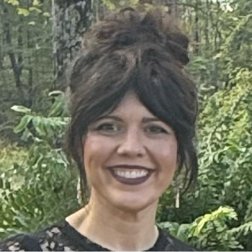 Meet your Posher, Angelina